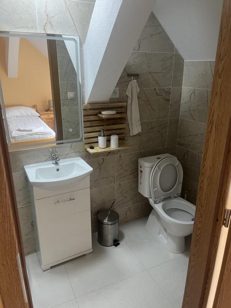 Bed and Breakfast Vt6 House & Restaurant Znojmo Exterior foto
