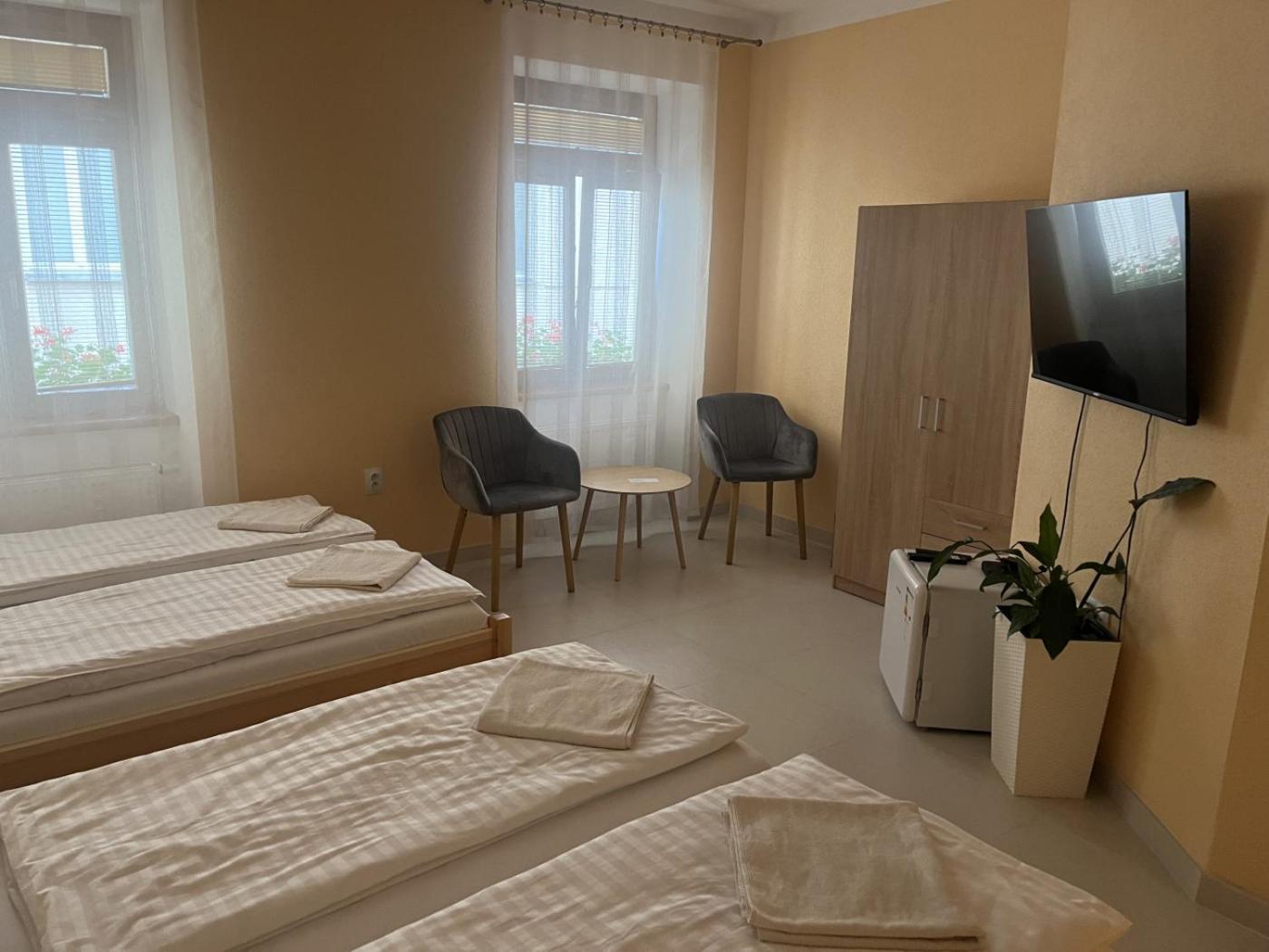 Bed and Breakfast Vt6 House & Restaurant Znojmo Exterior foto